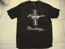 Ford Mustang Logo Automobiles Distressed Soft Dark Gray T Shirt Size M - £12.77 GBP