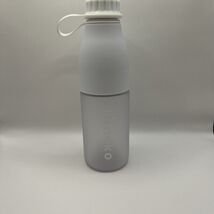 Kencko Shaker Smoothie Bottle 20oz White Clear Blender - $8.50