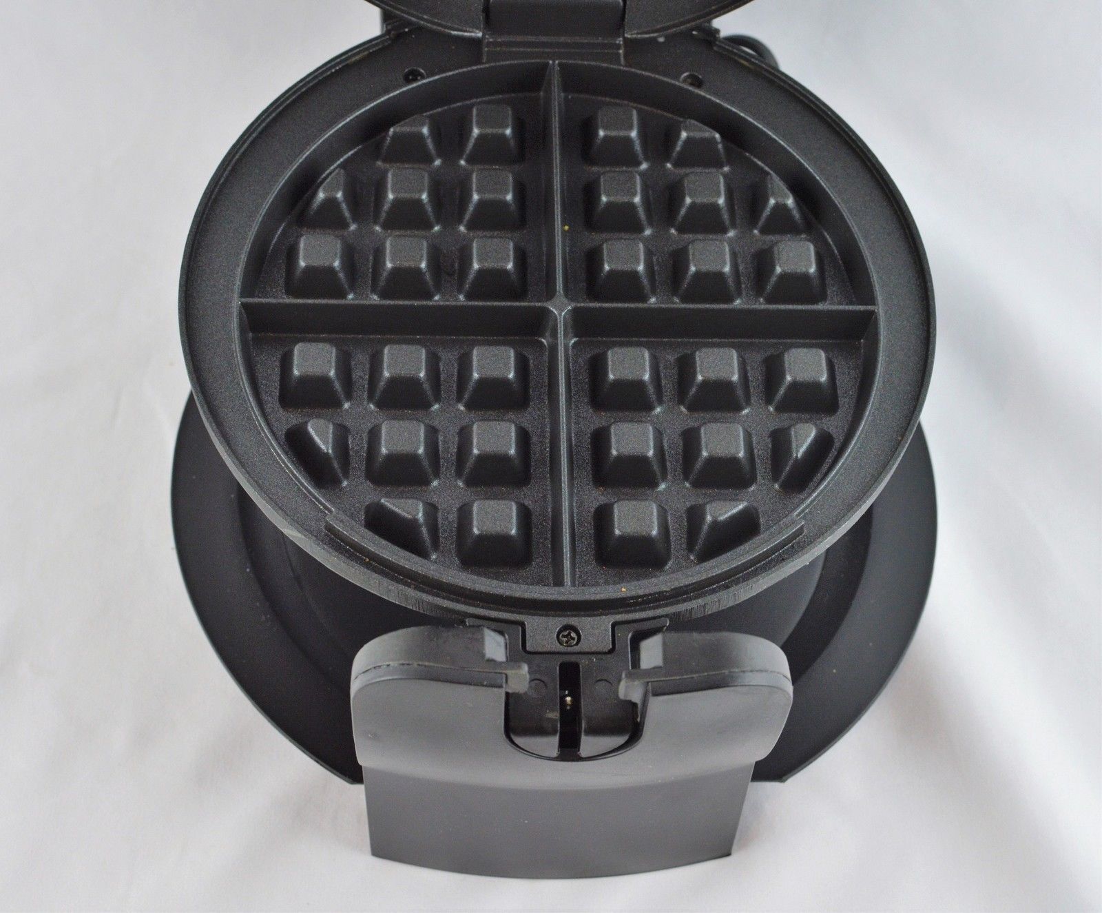 Bella Rotating NonStick Waffle Maker TSK2126BW Waffle Makers