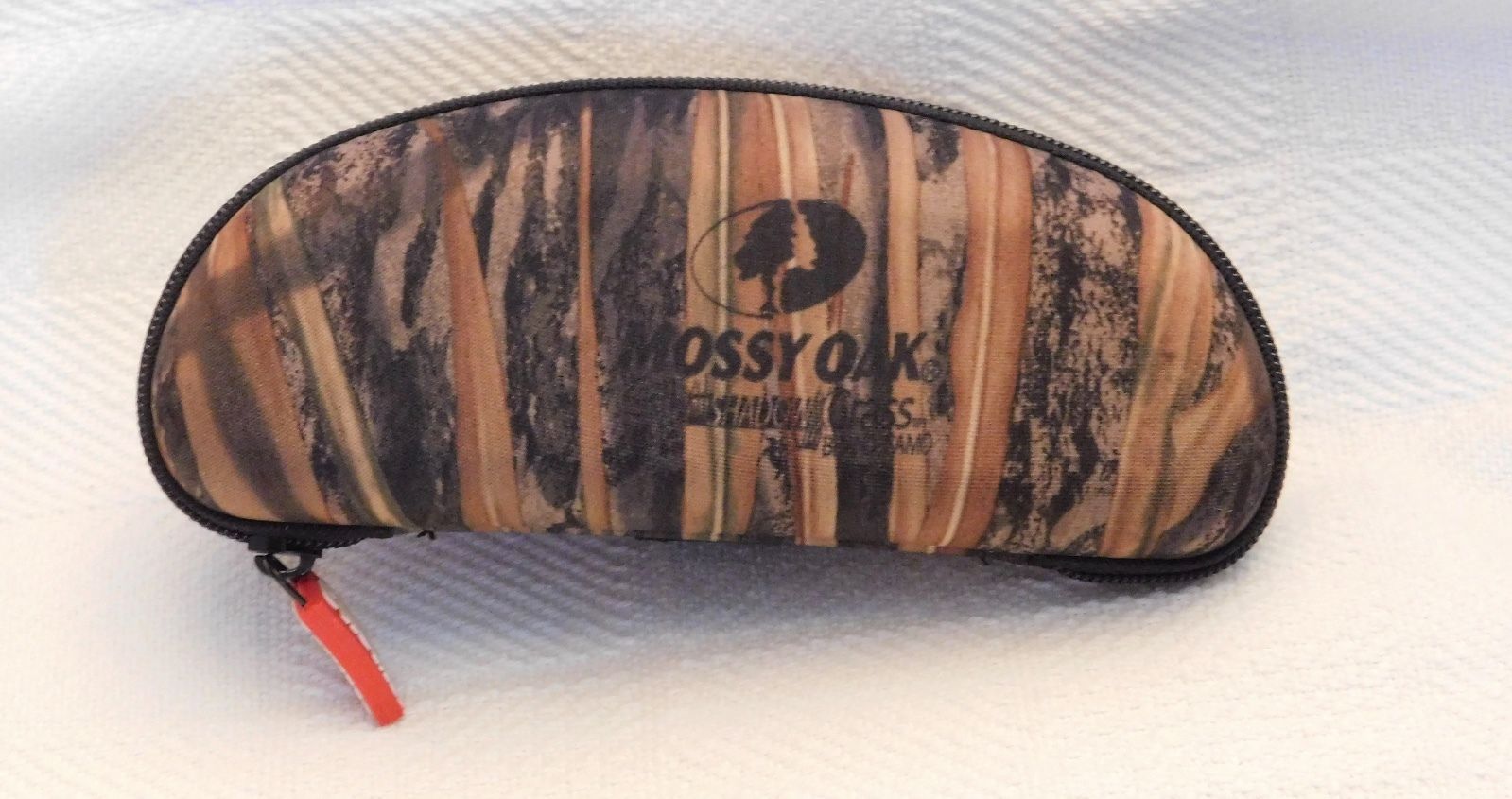 Chums Mossy Oak Hard Side Glasses Case - $9.99