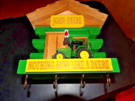 Rare Vintage John Deere House Entrance &amp; Tractor 4 hook key holder With ... - £11.20 GBP
