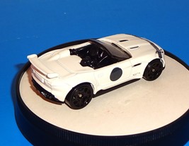 Hot Wheels 1 Loose Car &#39;15 Jaguar F-Type Project 7 Kmart Exclusive White - £1.97 GBP