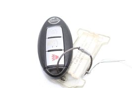 11-17 NISSAN QUEST Key & Key Fob F3981 image 8