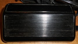 Singer 252 Clamshell Foot Pedal CR-302 Wired To 3 Hole Harness & Male Plug - $20.00
