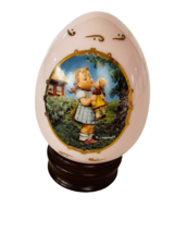 Danbury Mint Hummel Porcelain Egg figurine Goebel vtg West Germany Kiss Me doll - £19.80 GBP