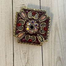 Vintage Square Gold Tone Pink Red Rhinestones Hearts Pin Brooch Bougie 1.25&quot; - £9.09 GBP