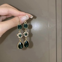 Women's Green Crystal Long Dangle Drop Earrings - £10.38 GBP