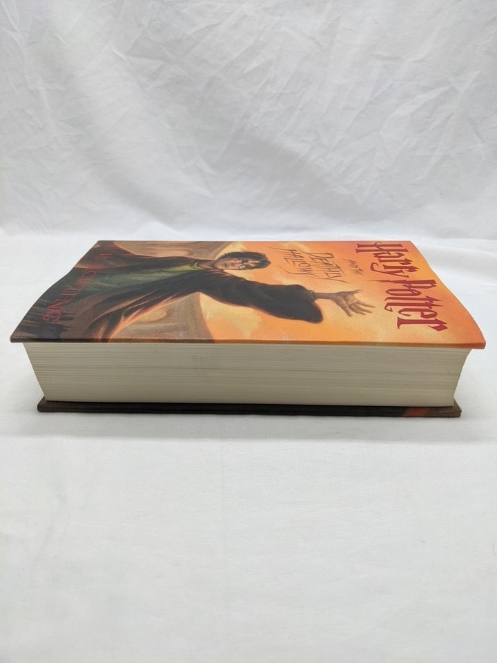Harry Potter And The Deathly Hallows 2007 1st Edition Hardcover Book Item image 6