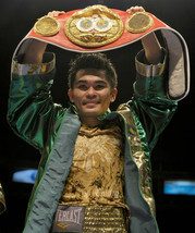 BRIAN VILORIA 8X10 PHOTO BOXING PICTURE WITH BELT - $4.94