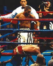 Diego Chico Corrales 8X10 Photo Boxing Picture Knock Down - $4.94