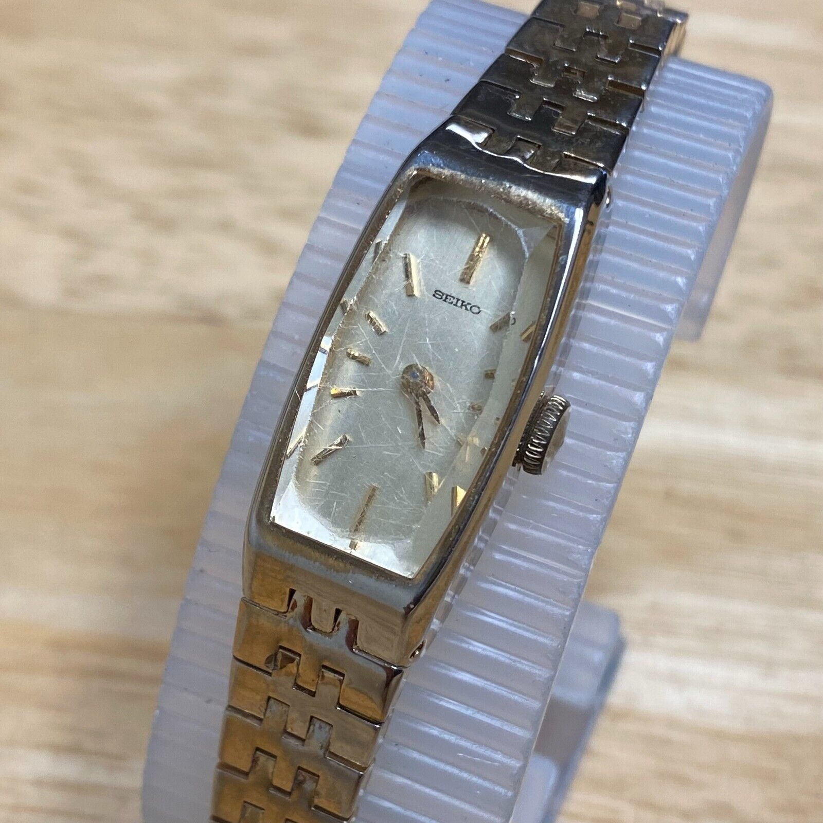 VTG Seiko 1520-5010 Lady Gold Tone Beefy and 50 similar items