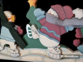 3D Woodcraft 5 Snowmen Skating Art Winter Christmas Edge Mantle Hanging ... - £18.27 GBP