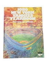 New York Yankees 1980 Official Yearbook Dawning Of A Decade Revised Edition - £7.98 GBP