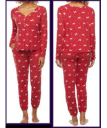 NWT AMBRIELLE  Red White Reindeer Holiday 2 pc Warm Pajama Set  Large  M... - $284.04 MXN