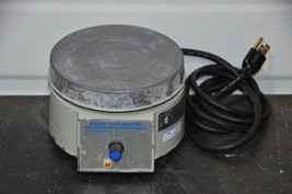 VWR Dylastir 58935-250 Magnetic Stirrer 6.5&quot; Diameter 120V TESTED GUARAN... - $76.50