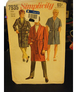 Simplicity 7935 Men&#39;s Robe Pattern - Size S (Chest 34-36 Waist 30-32) - £8.01 GBP