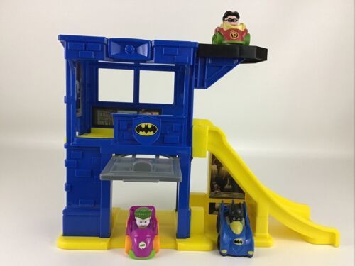 Fisher Price Little People Wheelies Super Friends Batcave Playset Batman Robin - $46.48