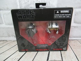 Star Wars the black series Titanium series Kylo Ren and Poe Dameron helmets  - £7.73 GBP