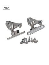 MERCEDES R230 SL-CLASS PASSENGER/RIGHT FRONT DOOR HINGE SET CUBANITE SILVER - $49.49