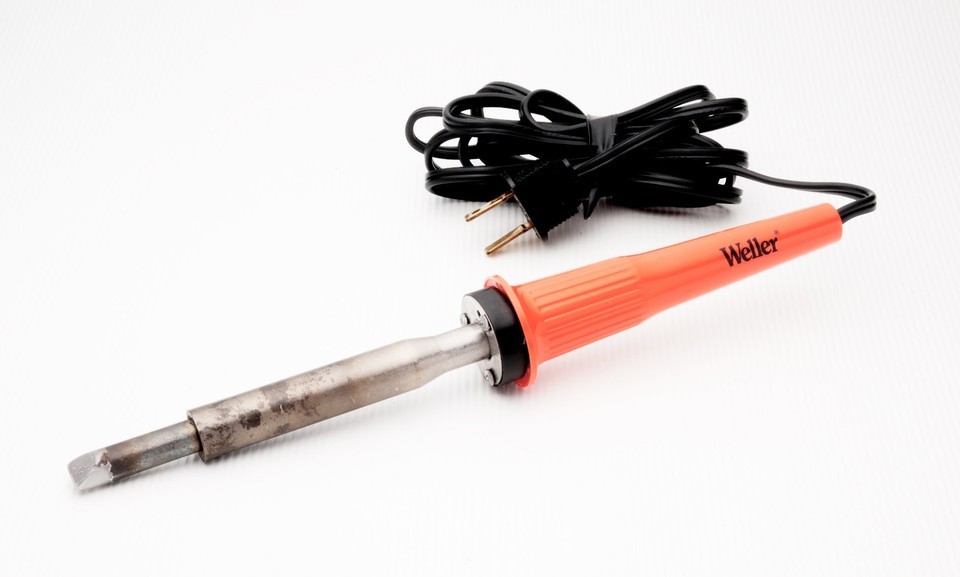 VINTAGE 80s WELLER STAINED GLASS HOBBY SOLDERING IRON 900°F 2-TIPS TESTED USA Item image 2