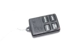 94-95 ISUZU TROOPER 4 BUTTON REMOTE KEY FOB E4742 image 2