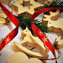 Luxury Christmas Tree Decorations - Pine Wood Collection 14pcs Set - £60.49 GBP