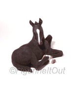 CA03386 Foal Lying Black &amp; White Figure Country Artists UK Natural World - £19.15 GBP