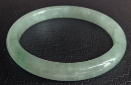 Chinese Jadeite (Hard Jade) [Grade A] Green Bangle 53mm - $12,381.17 MXN