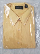 Brand New Career Club Men&#39;s Yellow Short Sleeve Shirt - $14.50