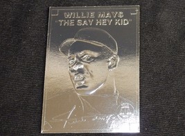 Willie Mays ~ Silver Foil Baseball Card, 1996, Clear Plastic Holder, w/Serial # - £7.61 GBP