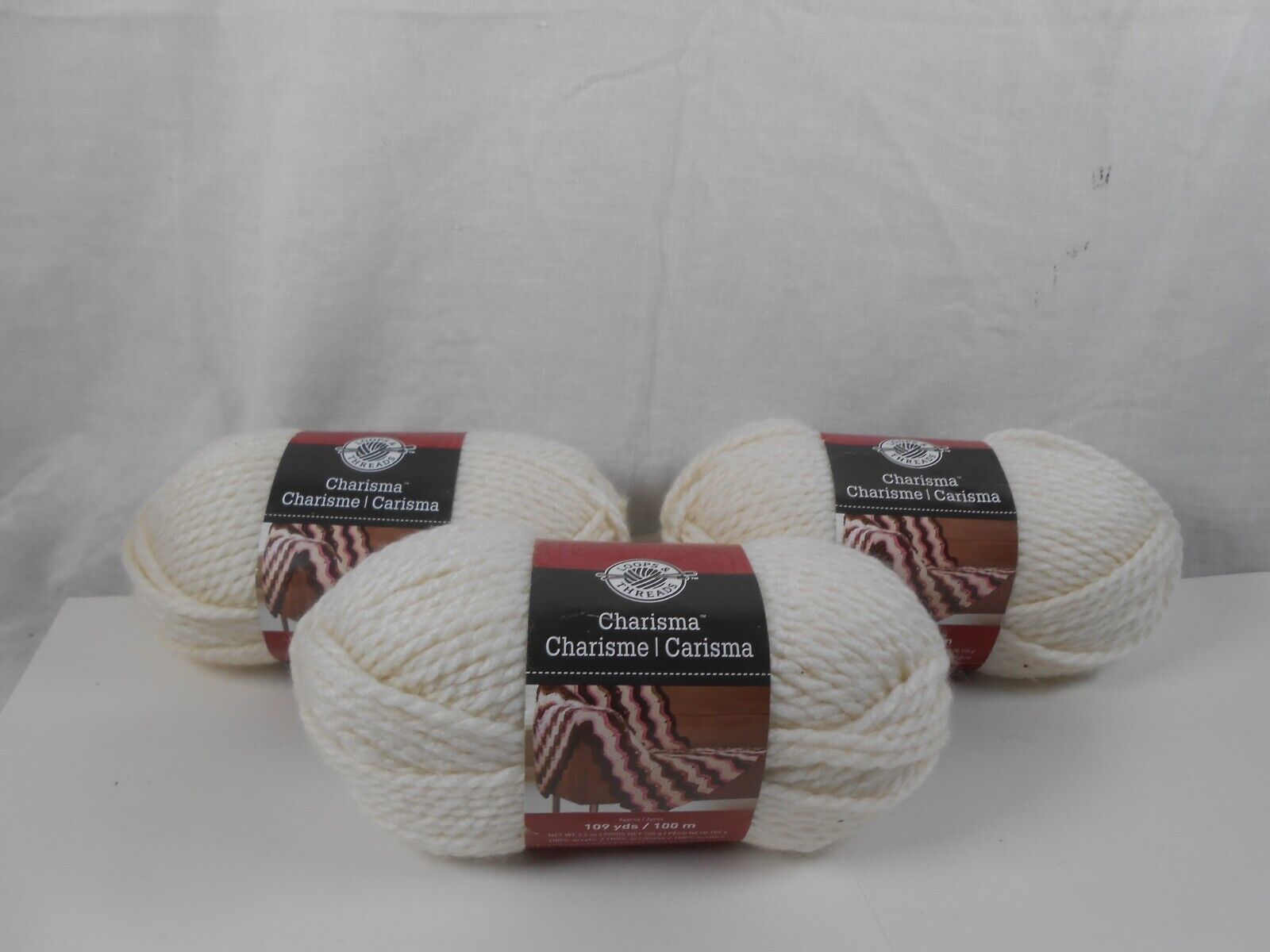 lot of Loops & Threads Charisma Yarn Off White Color New Bulky 3.5 oz 109 yards - £11.91 GBP