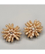 Vintage Japan Earrings Clip On Peach Beaded Rhinestone Center Flower - $14.99