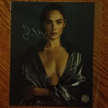 Gal Gadot Wonder Woman Autograph Signed Photo COA - £72.11 GBP