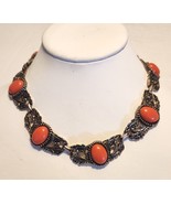 Coral Cabochon Thermoset Choker Necklace Gold Tone Link 1960s  16 Inches - €24,27 EUR