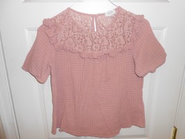 Cute women&#39;s size Large jrs. Chocolate Brand lace Top thulian color  - £6.61 GBP