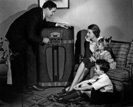 MYSTERY HOUSE (1944-1946) Old Time Radio - CD-ROM-14 mp3 - Dan and Barbara Glenn - £5.06 GBP