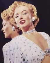 Marilyn Monroe Memorabilia Personal Costume Earrings &quot;Don&#39;t Bother to Kn... - £316,542.60 GBP