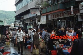 Original Hong Kong Aberdeen Markets People Crowded Streets 2 35mm Photo ... - £14.78 GBP