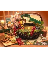 The Kosher Gourmet Gift Basket Medium - $110.46 CAD