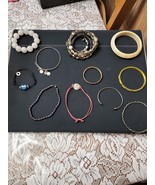 11 Vintage to Modern Costume Jewelry Lot (Bracelets).  Assorted Styles a... - $22.10 CAD