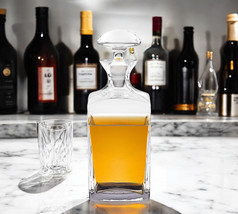 Mouth Blown European Crystal Scotch Or Whiskey Decanter 34 Oz - $5,975.54 MXN