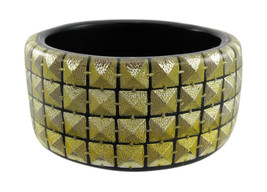 Zeckos 1 1 2 Inch Wide Goldtone Pyramid Studded Lucite Bangle Bracelet - £11.15 GBP