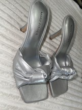 Marc Fisher Mules Daliot Heeled Sandal Silver Sz 8.5 New - £65.59 GBP