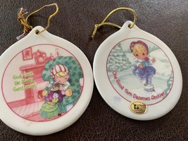 Set of 2 Precious Moments Holiday Porcelain Ornaments - £11.05 GBP