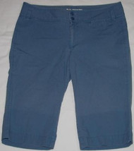 LIGHT MEDIUM BLUE Knee Pants Misses Size 12 Dockers - $12.98