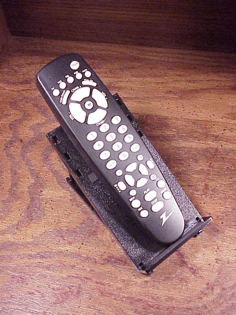 Zenith 5 Device Universal Remote Control, used, cleaned, tested, ZEN5258 - $8.95
