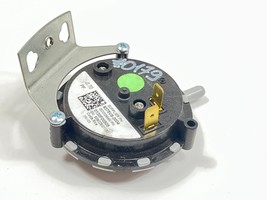 Goodman Furnace Air Pressure Switch 9375VS-0004 0130F00505 - 0.70 PF use... - $16.00