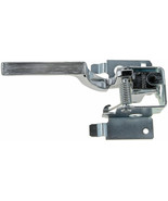 GM OEM 1713927 RH / Front / Rear Side Inside Door Handle - $1,494.79 MXN