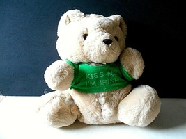 Kiss Me I&#39;m Irish 8&quot; Brown Bear - £11.64 GBP