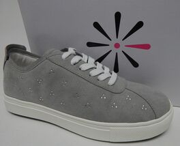 Isaac Mizrahi Live! Sz US 7.5 M Women&#39;s Studded Sneakers Casual Shoes Mo... - $33.18 CAD